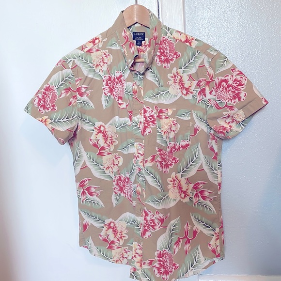 J. Crew Other - Short-sleeve palm print slim casual
shirt